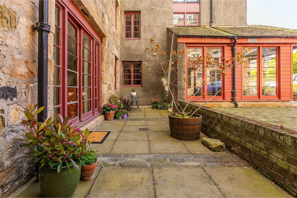 One, The Cooperage, 6 Commercial Wharf,
Edinburgh,
EH6 6LF - image 19