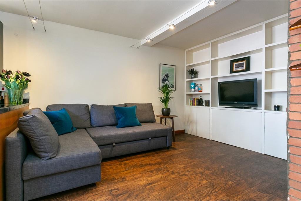 One, The Cooperage, 6 Commercial Wharf,
Edinburgh,
EH6 6LF - image 3