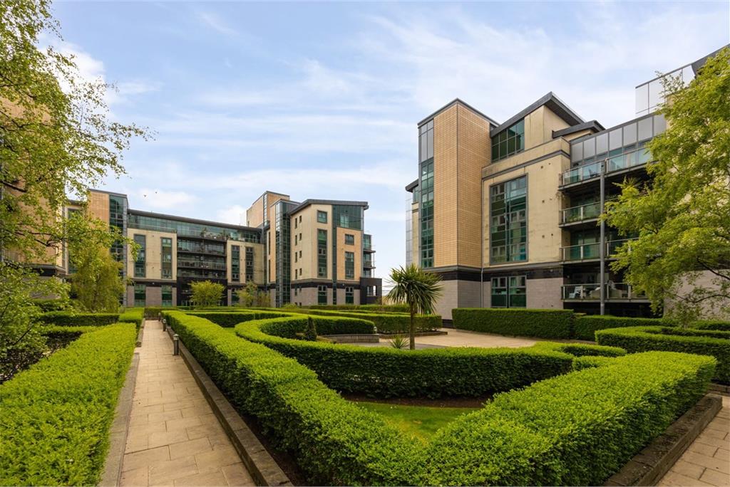 5/8 Western Harbour Way, Edinburgh, EH6 6LP - image 11