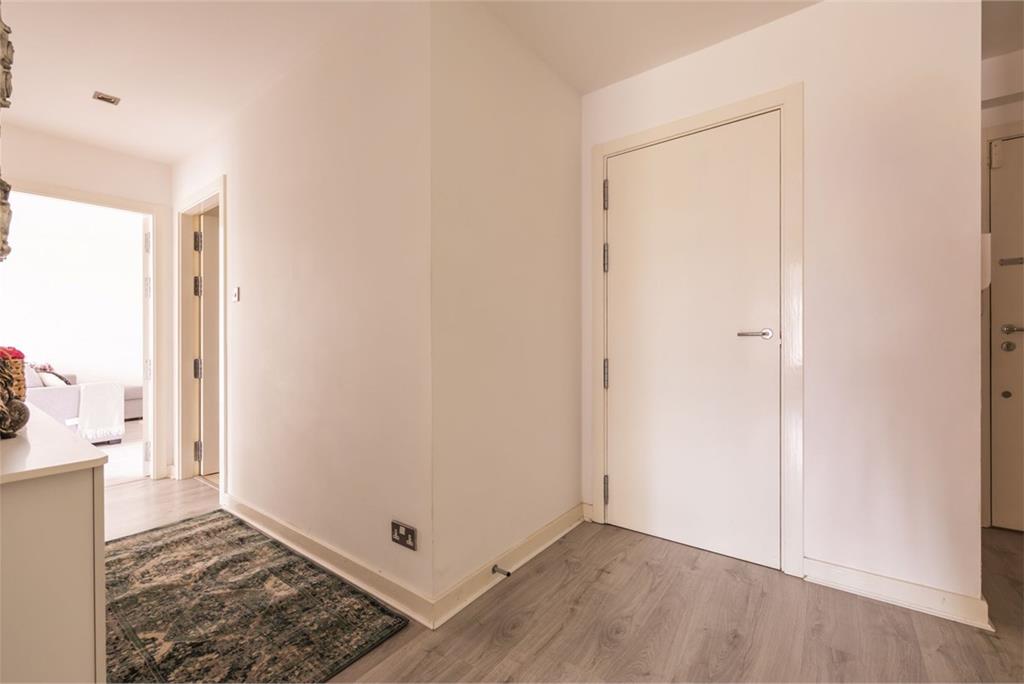 5/8 Western Harbour Way, Edinburgh, EH6 6LP - image 18