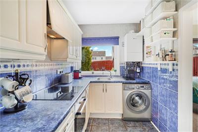 42 Young Avenue, Tranent, EH33 2DE - image 5