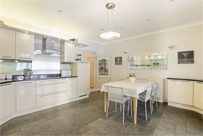 Ashgrove, Chapel Brae, West Linton, EH46 7EP - image 8