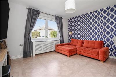 98 Baird Drive, Balgreen, Edinburgh, EH12 5RZ - image 3