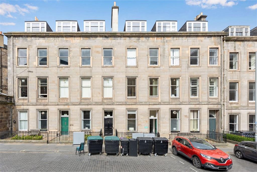 6 (2F1), Cambridge Street, West End, Edinburgh, EH1 2DY - image 1