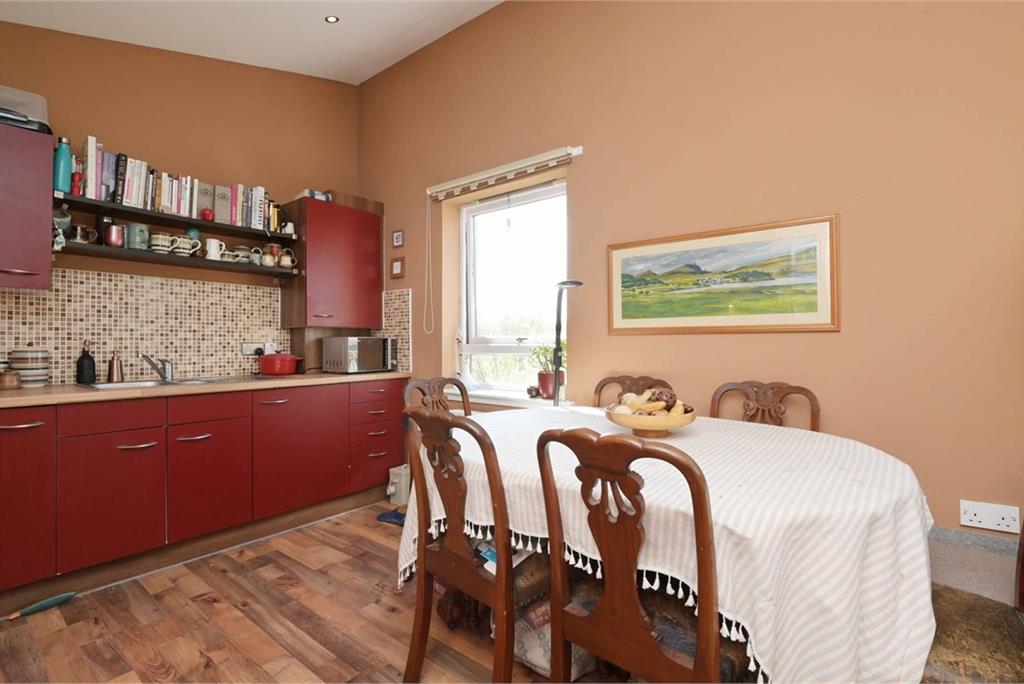 Flat 7, 31 Cakemuir Gardens, Niddrie, EH16 4FL - image 6