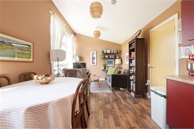 Flat 7, 31 Cakemuir Gardens, Niddrie, EH16 4FL - image 7