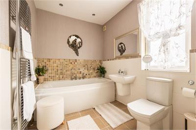34 Clermiston Road, Edinburgh, EH12 6XB - image 19