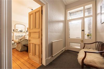 34 Clermiston Road, Edinburgh, EH12 6XB - image 25