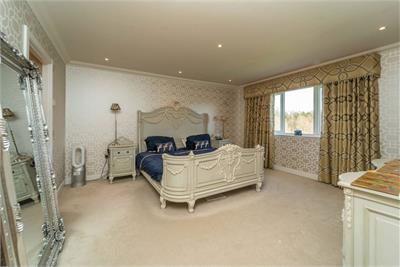 Clerwood, Stanley, Perth, PH1 4QF - image 12