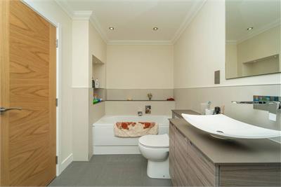 Clerwood, Stanley, Perth, PH1 4QF - image 24