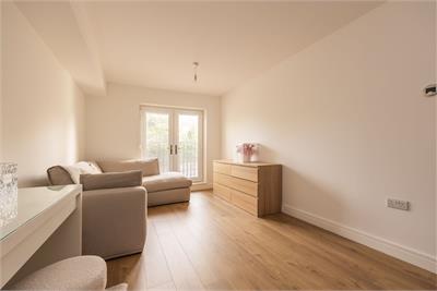 59/7 Craiglockhart Avenue, Edinburgh, EH14 1LS - image 2