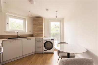 59/7 Craiglockhart Avenue, Edinburgh, EH14 1LS - image 8