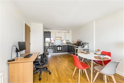 20/12 Granton Park Avenue North, Granton, EH5 1GW - image 5