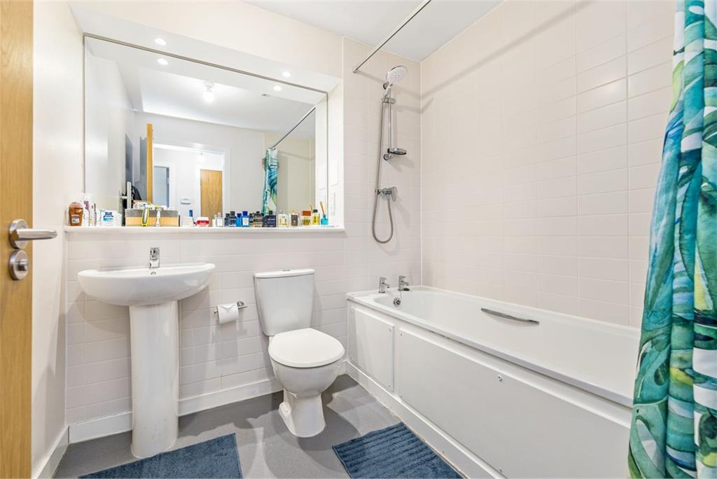 20/12 Granton Park Avenue North, Granton, EH5 1GW - image 10
