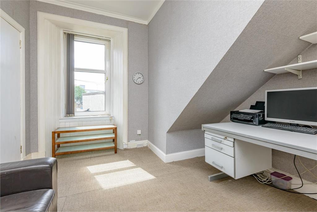 14 Bridge Street,
Tranent,
EH33 1AG - image 12