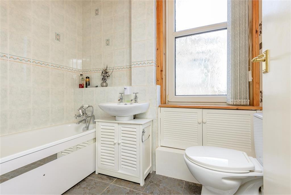 14 Bridge Street,
Tranent,
EH33 1AG - image 10