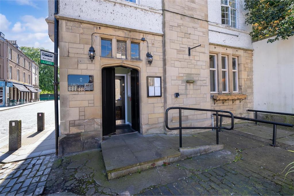 Dickson's of Ednam
13 Bridge Street,
Kelso,
TD5 7HT - image 2