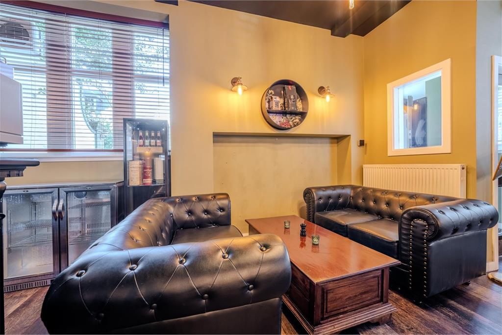 Dickson's of Ednam
13 Bridge Street,
Kelso,
TD5 7HT - image 5
