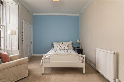 26 The Square, Kelso, TD5 7HH - image 15