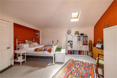 26 The Square, Kelso, TD5 7HH - image 20