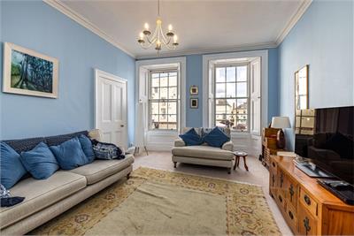26 The Square, Kelso, TD5 7HH - image 6