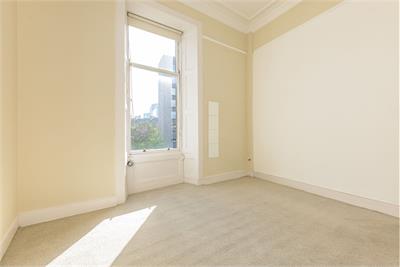 4/2 Rosebery Crescent, West End, Edinburgh EH12 5JP - image 9