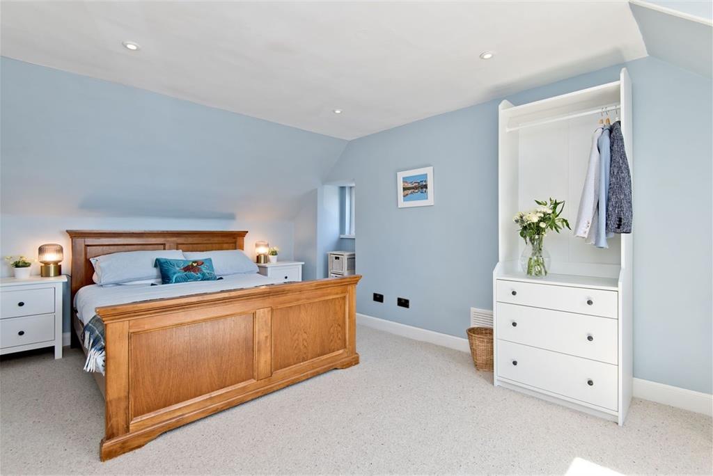 7 Virgin Square,
St. Monans,
Anstruther,
KY10 2AA - image 12