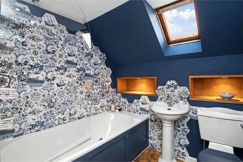 7 Virgin Square,
St. Monans,
Anstruther,
KY10 2AA - image 16