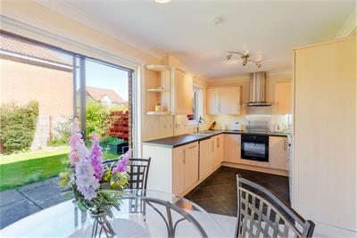 24 Sycamore Avenue, Port Seton, East Lothian, EH32 0UA - image 3