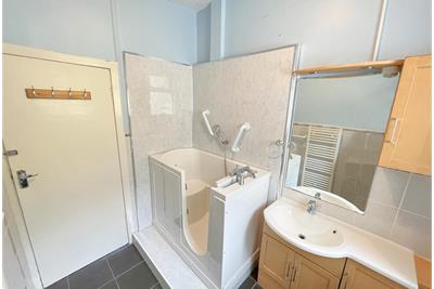 Fairholm,
131 Bullwood Road,
Dunoon,
PA23 7QN - image 17