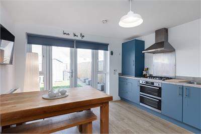 13 Killiekrankies Path, South Queensferry, EH30 9AE - image 4