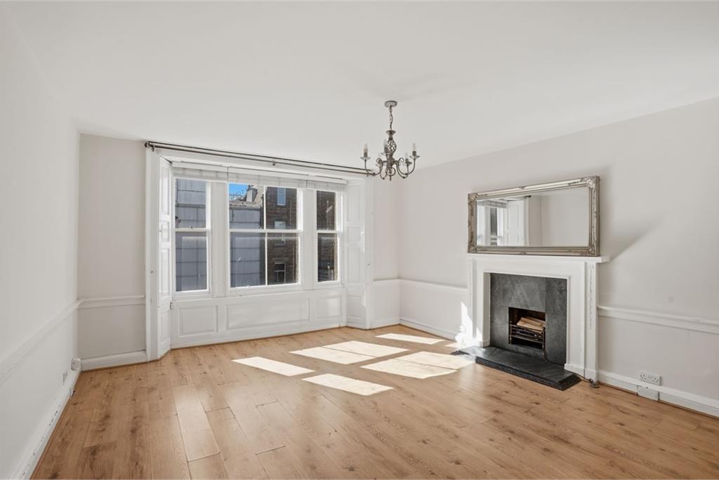 34/6 North Castle Street, New Town, Edinburgh, EH2 3BN - image 2