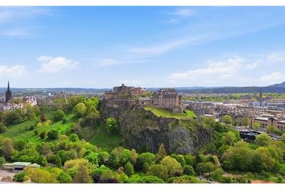 34/6 North Castle Street, New Town, Edinburgh, EH2 3BN - image 17