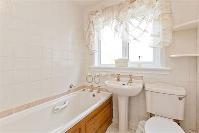 12 St. Fillans Crescent, Aberdour, Burntisland, KY3 0XF - image 11