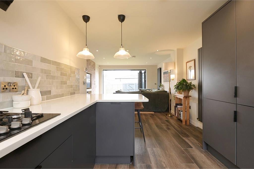12 Skerryvore Loan, Fairmilehead, EH10 6TX - image 11