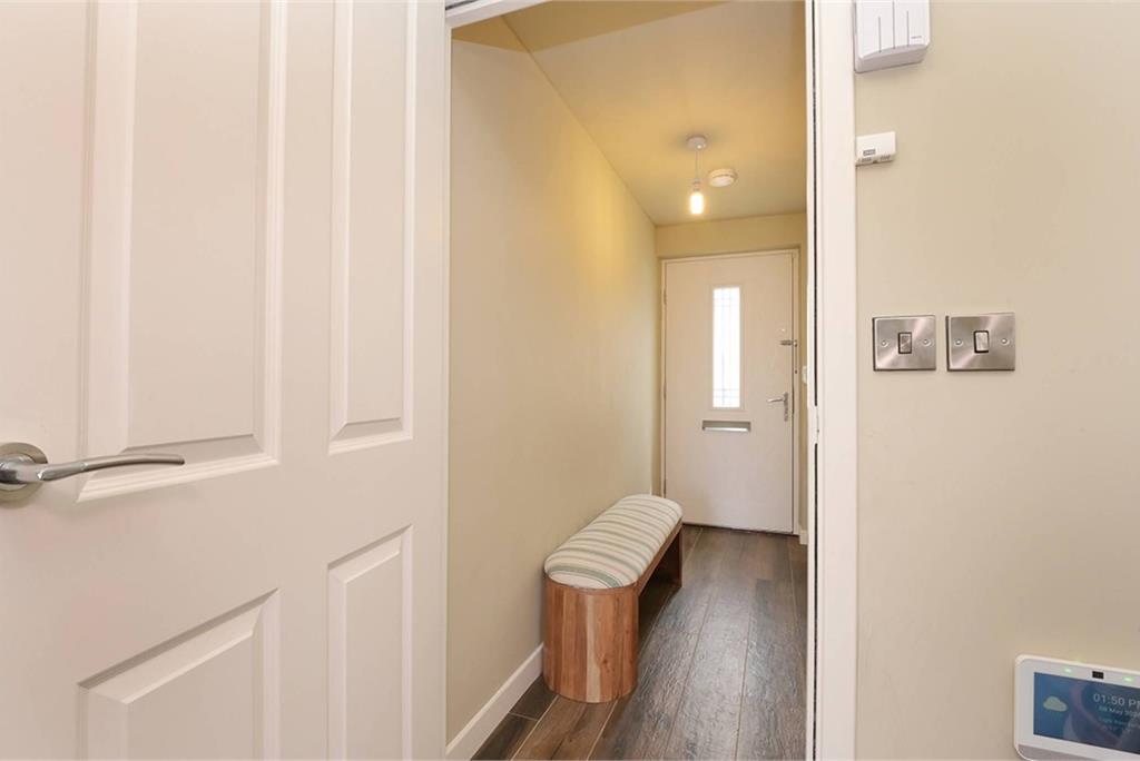 12 Skerryvore Loan, Fairmilehead, EH10 6TX - image 13