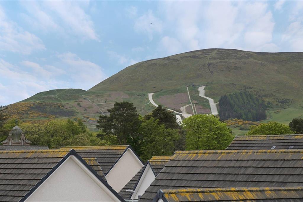 12 Skerryvore Loan, Fairmilehead, EH10 6TX - image 32