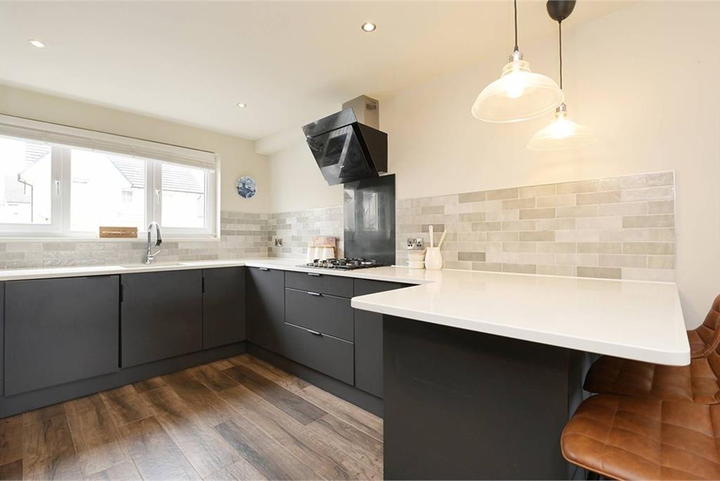 12 Skerryvore Loan, Fairmilehead, EH10 6TX - image 6