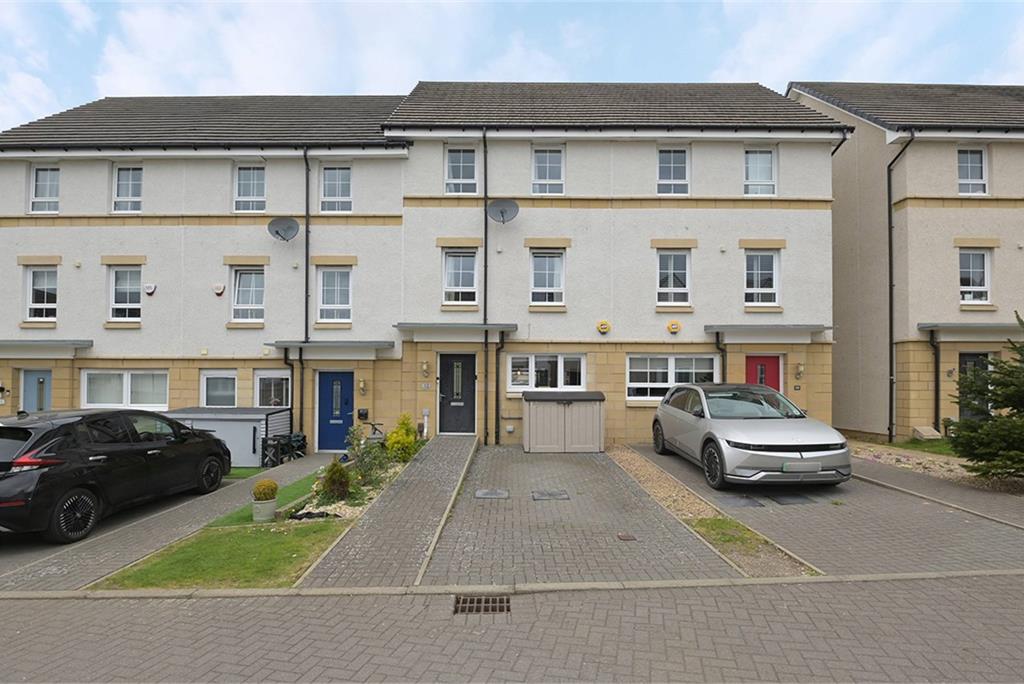 12 Skerryvore Loan, Fairmilehead, EH10 6TX - image 1