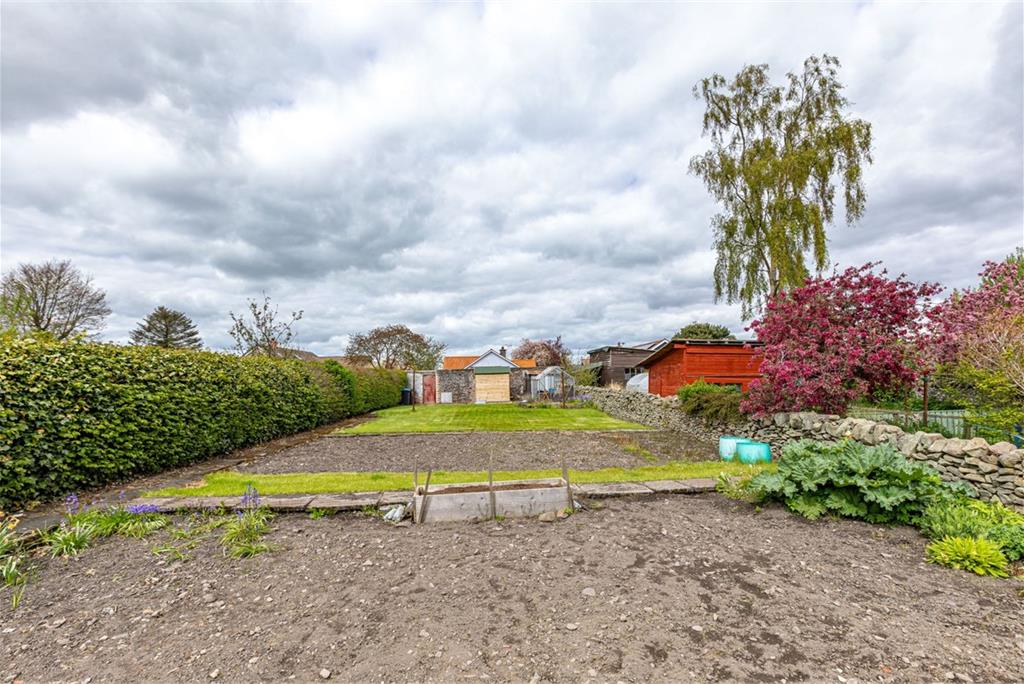 1 The Row, Lauder, TD2 6TQ - image 37