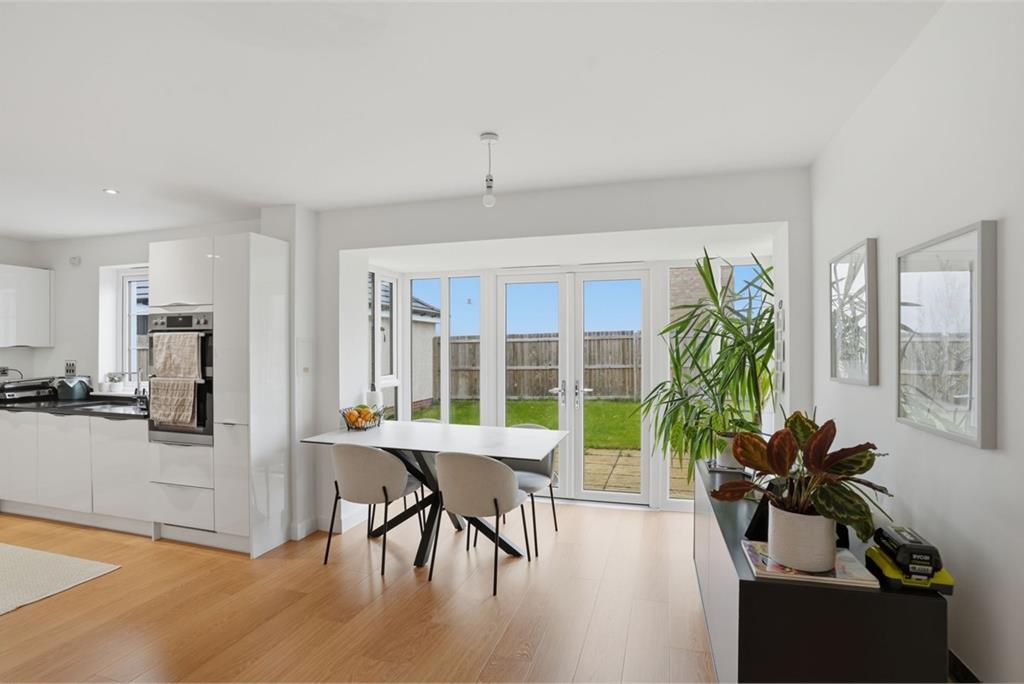 2 Wilkinson Lane, Mortonhall, Edinburgh, EH17 8RS - image 2