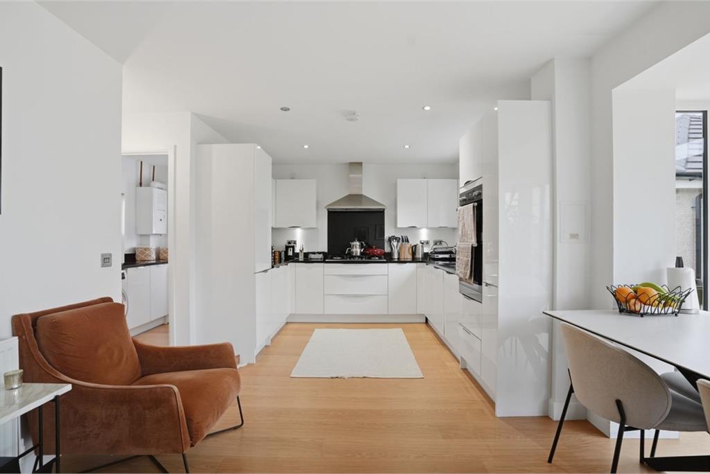 2 Wilkinson Lane, Mortonhall, Edinburgh, EH17 8RS - image 3