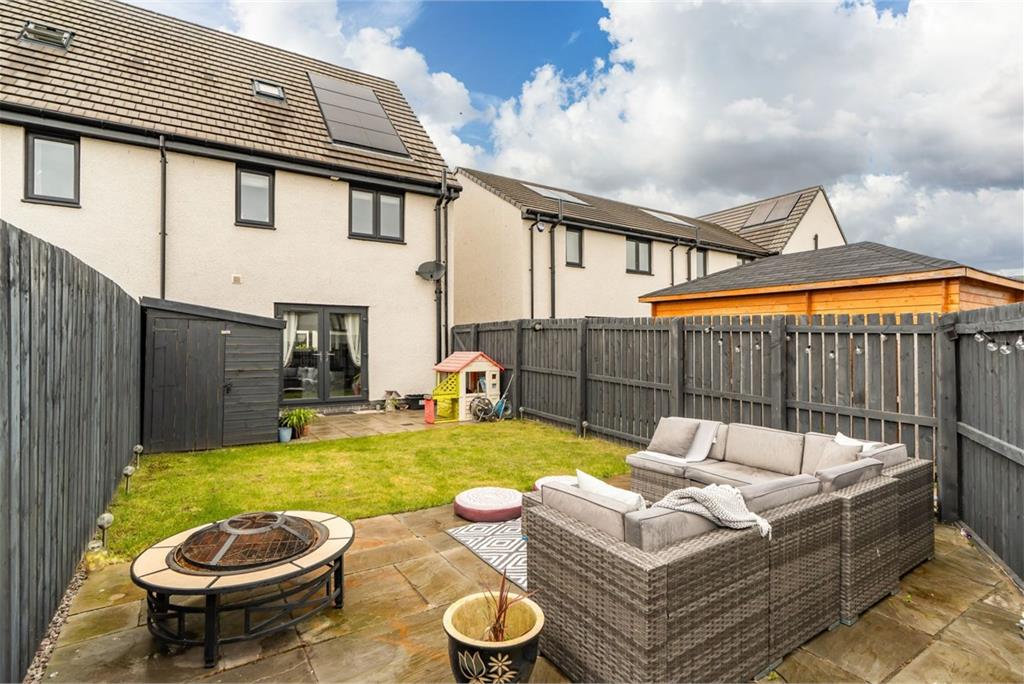 13 Foxhall Gait, Kirkliston, EH29 9GT - image 6