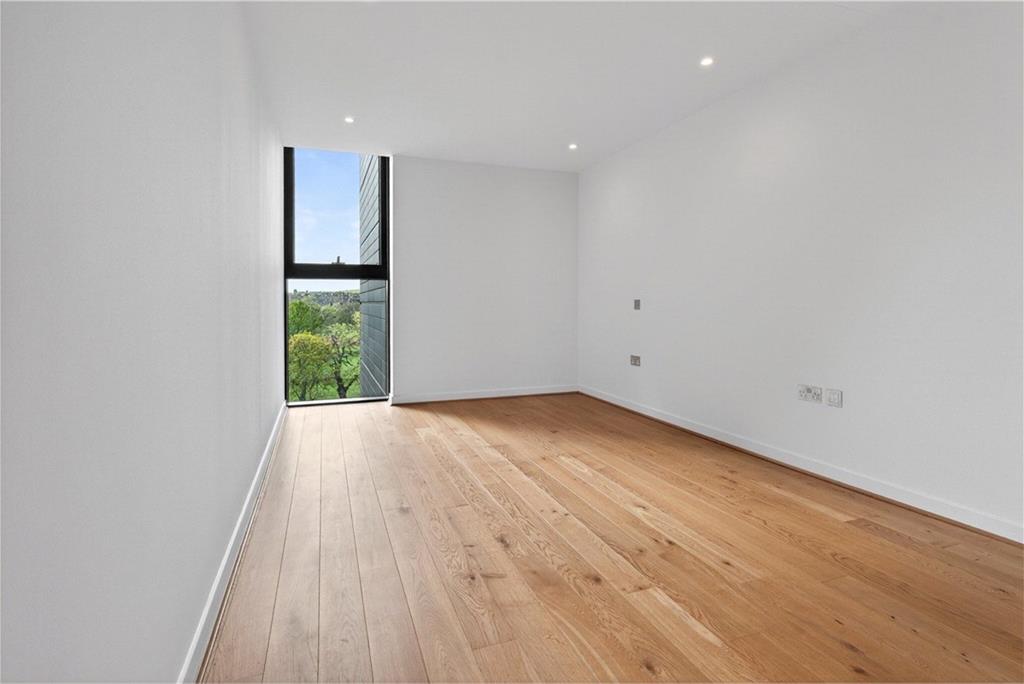 Flat 18, 18 Simpson Loan,
Quartermile,
Lauriston,
Edinburgh,
EH3 9GB - image 14