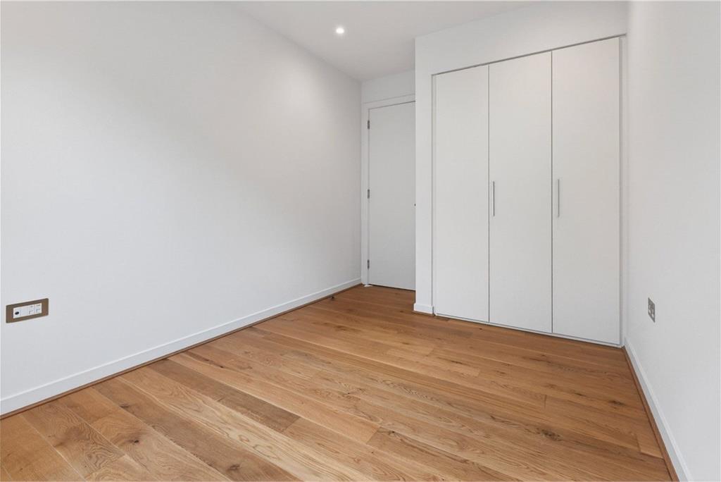 Flat 18, 18 Simpson Loan,
Quartermile,
Lauriston,
Edinburgh,
EH3 9GB - image 18