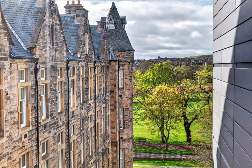 Flat 18, 18 Simpson Loan,
Quartermile,
Lauriston,
Edinburgh,
EH3 9GB - image 22