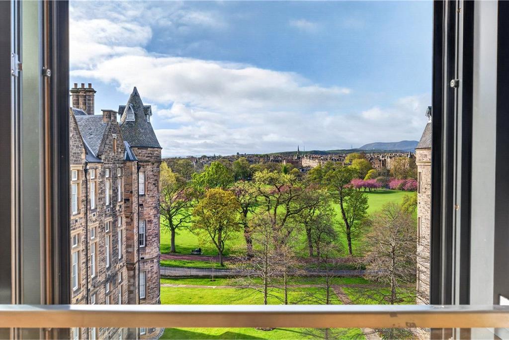 Flat 18, 18 Simpson Loan,
Quartermile,
Lauriston,
Edinburgh,
EH3 9GB - image 4