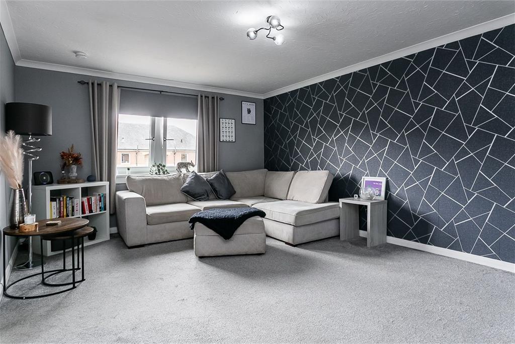 18e Bank Street,
Penicuik,
EH26 9BG - image 2