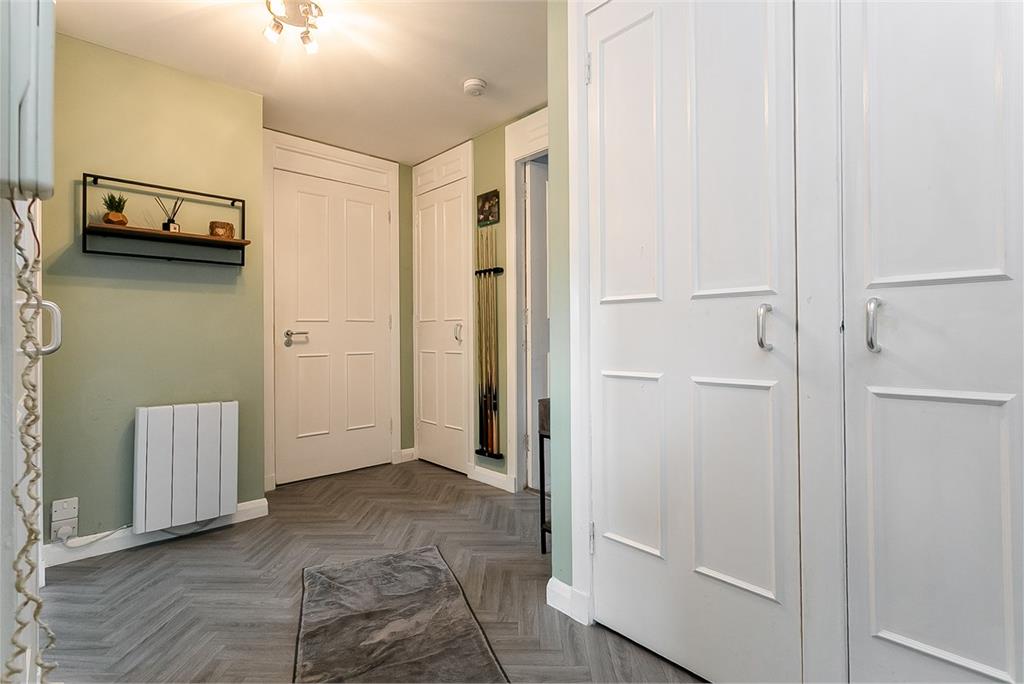18e Bank Street,
Penicuik,
EH26 9BG - image 19