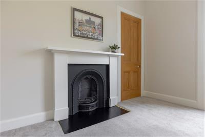 6/5 Woodburn Terrace, Edinburgh, EH10 4SH - image 27